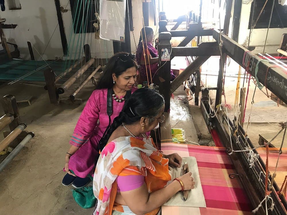 Maheshwari handloom weaving